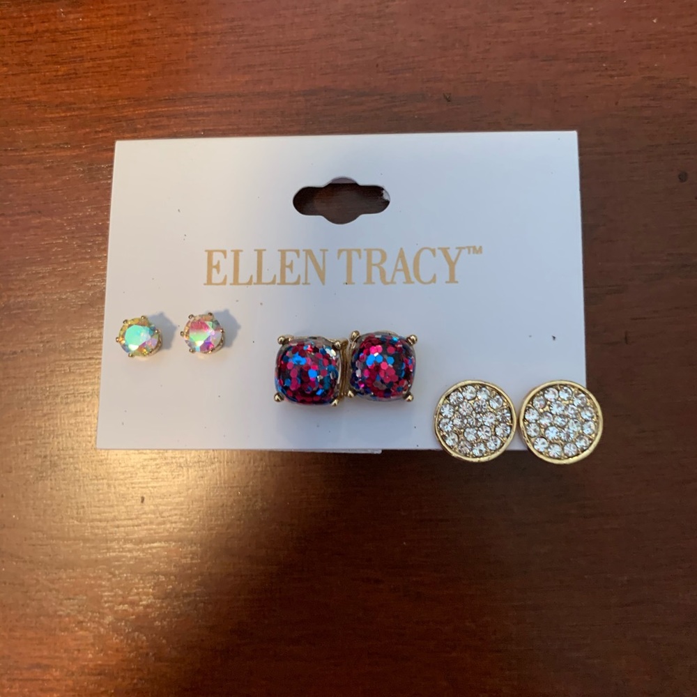 Ellen Tracy earrings